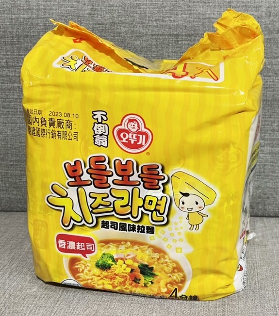 韓國-不倒翁- 香濃司拉風味拉麵  (111g*4入)/袋
